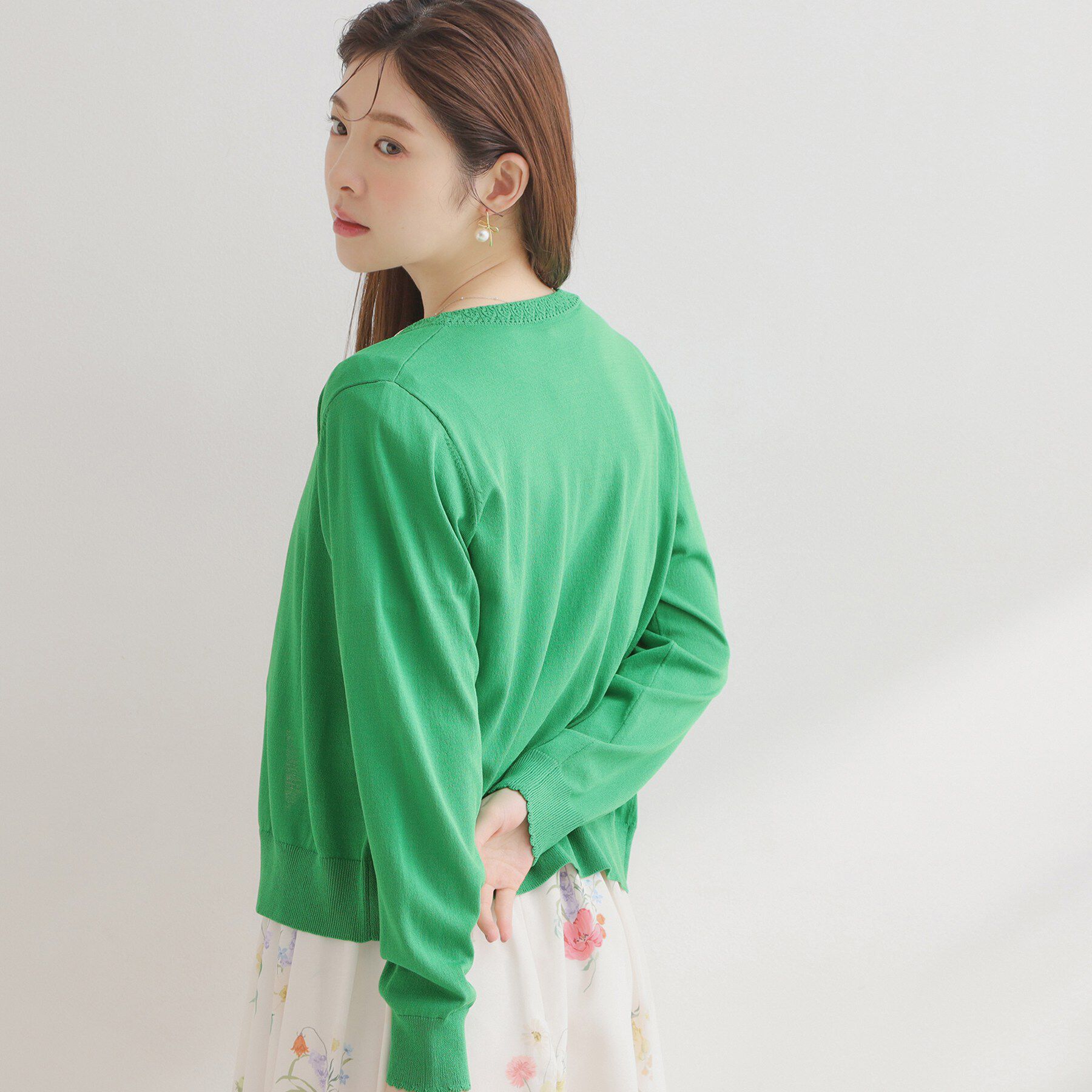 Couture broach「【アンサンブル可・UVカット・アンチピリング】ポイント透かしビジュー釦カーディガン」|カーディガン|