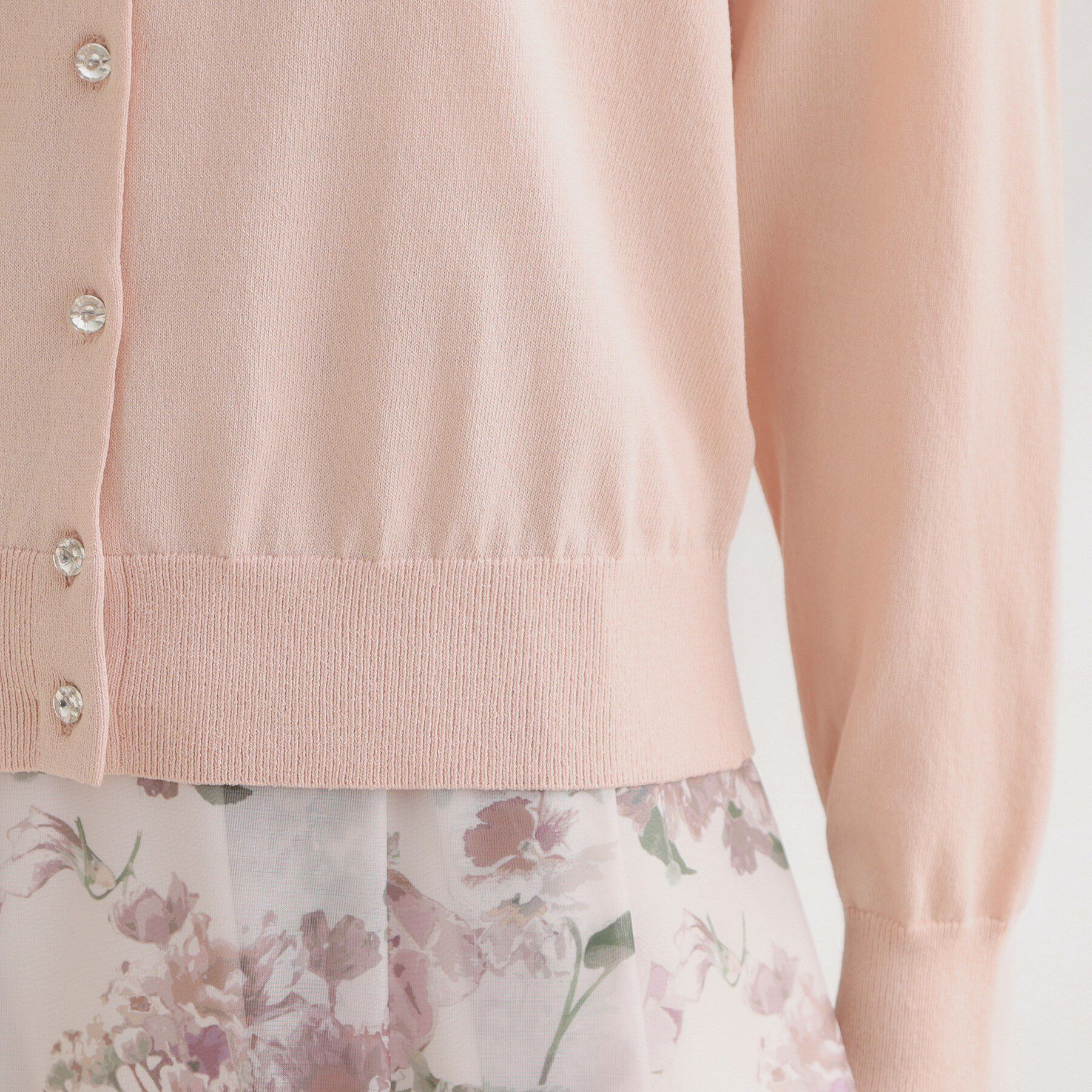 Couture broach「【アンサンブル可・UVカット・アンチピリング】ポイント透かしビジュー釦カーディガン」|カーディガン|