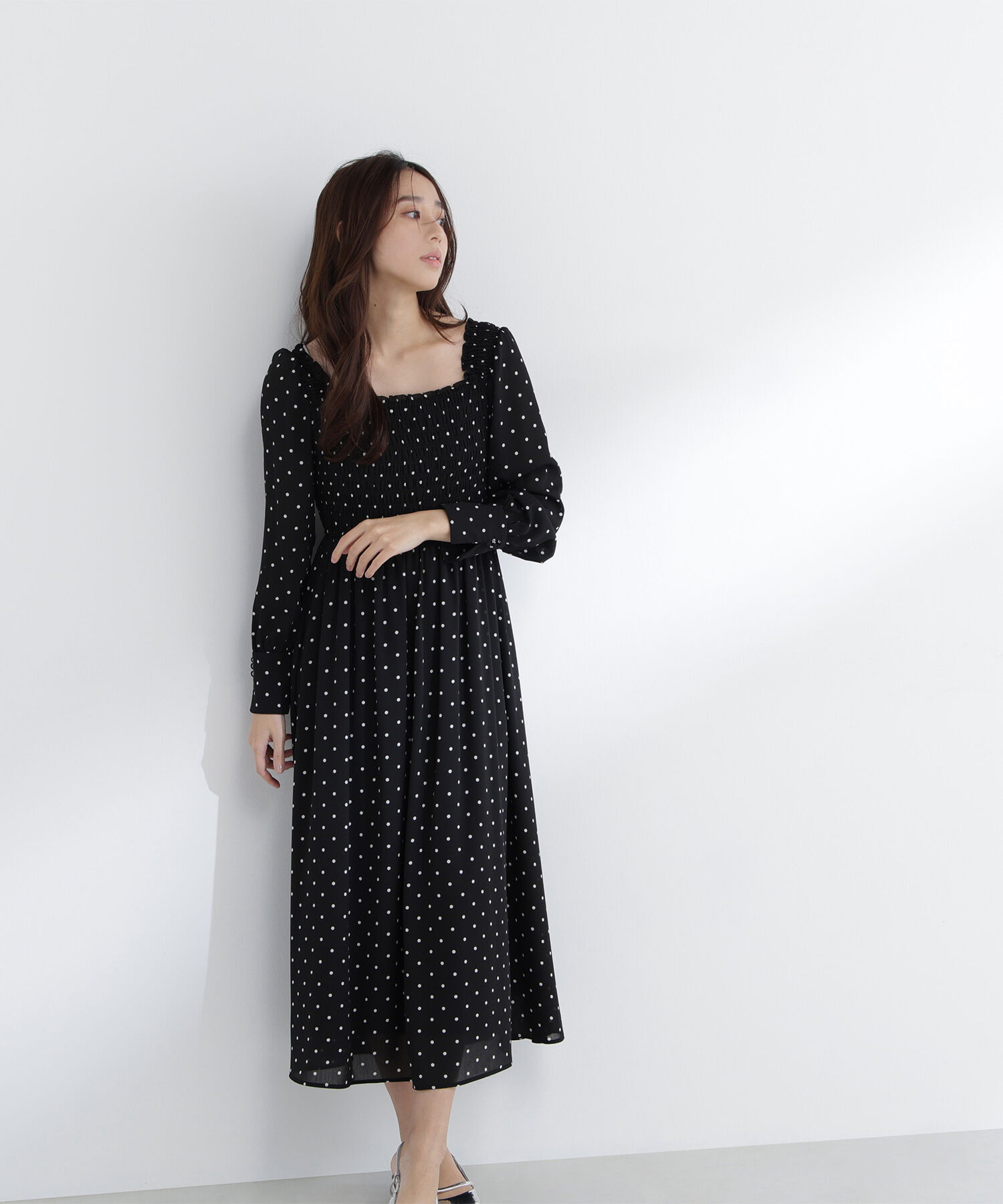  「ドットプリントシャーリングワンピース」|ワンピース|