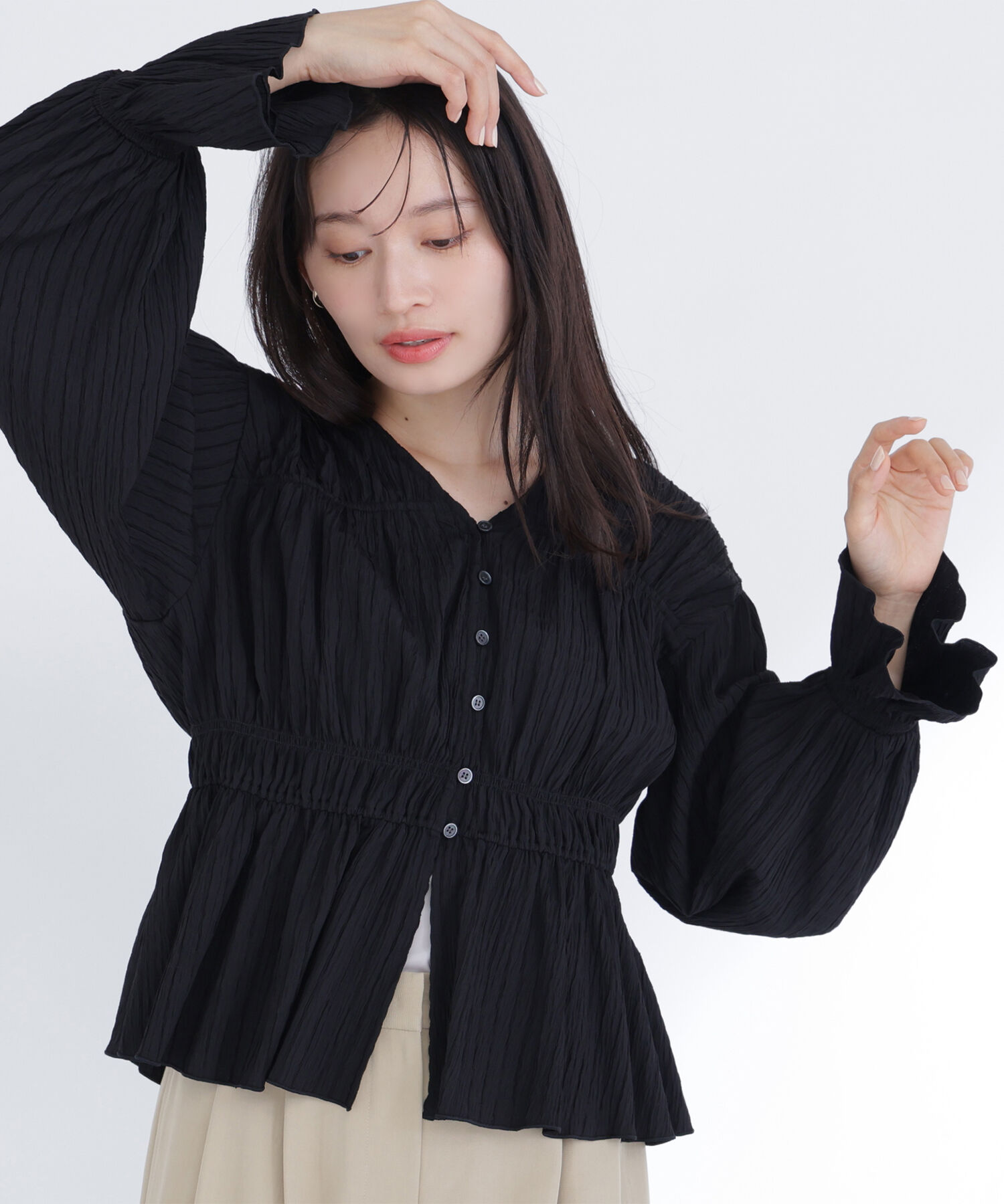  「Vネックギャザーブラウス」|シャツ・ブラウス|ブラック