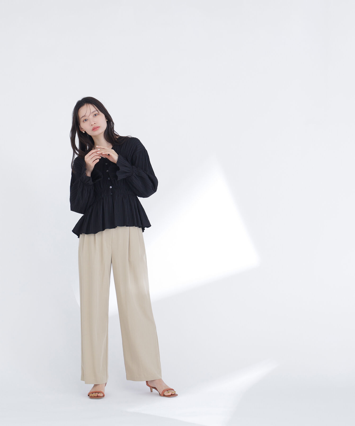  「Vネックギャザーブラウス」|シャツ・ブラウス|