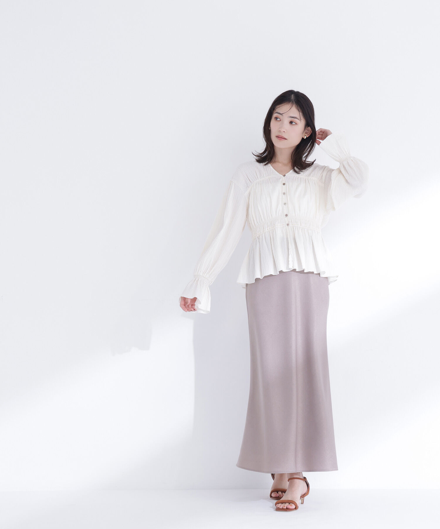  「Vネックギャザーブラウス」|シャツ・ブラウス|