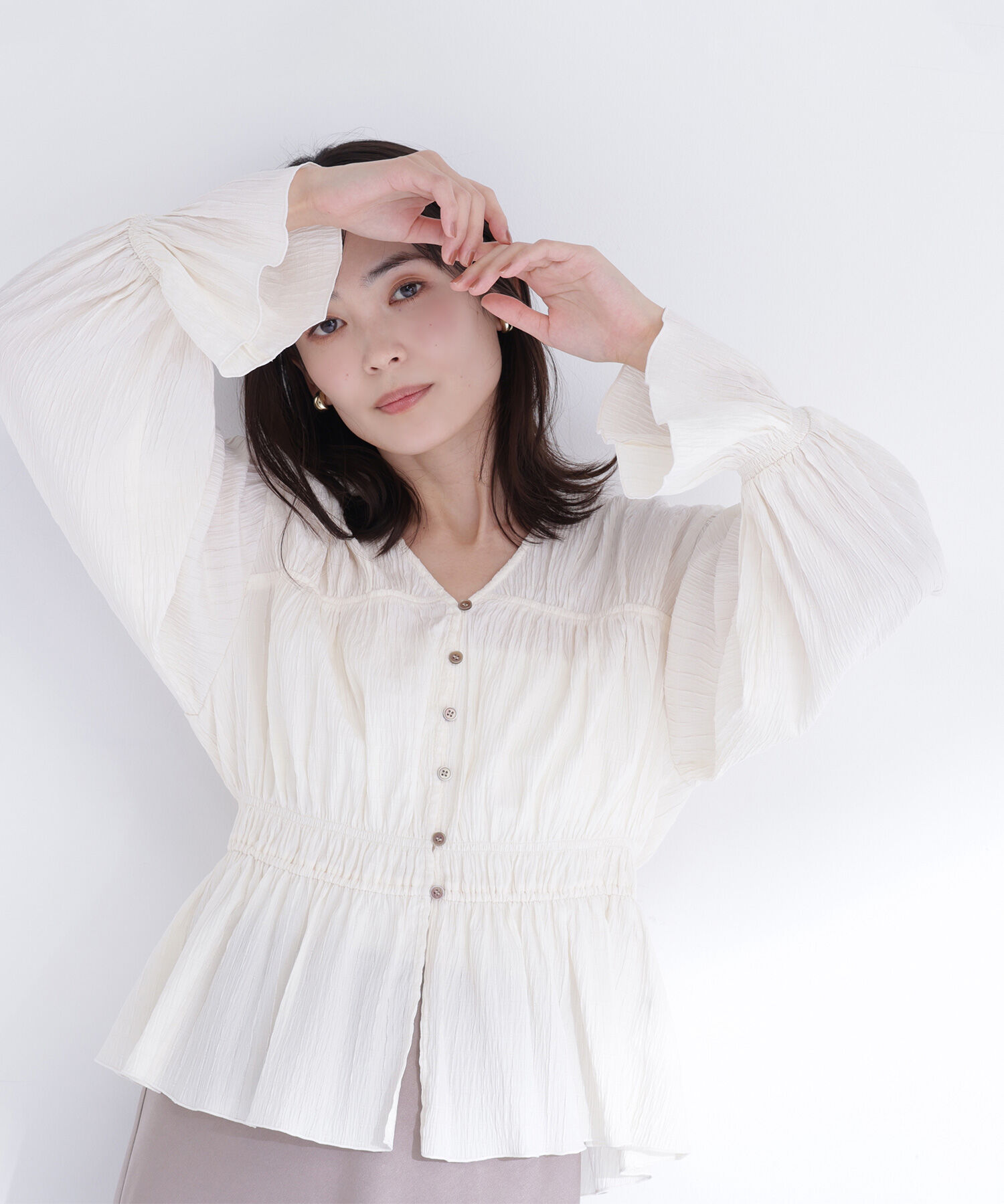  「Vネックギャザーブラウス」|シャツ・ブラウス|