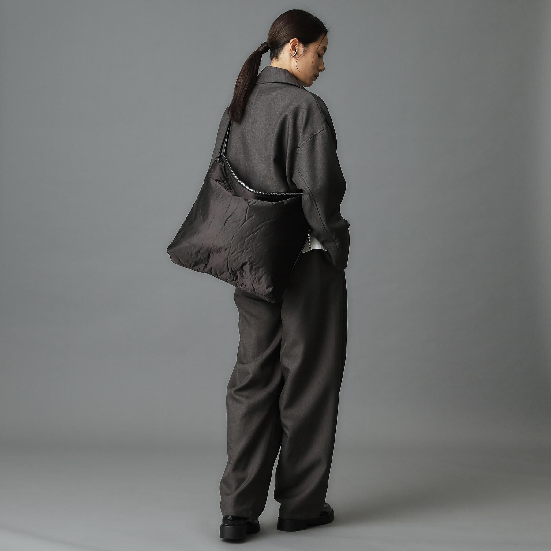 HIROKO HAYASHI「ENORME（エノルメ）ショルダーバッグ」|ショルダー・メッセンジャー|