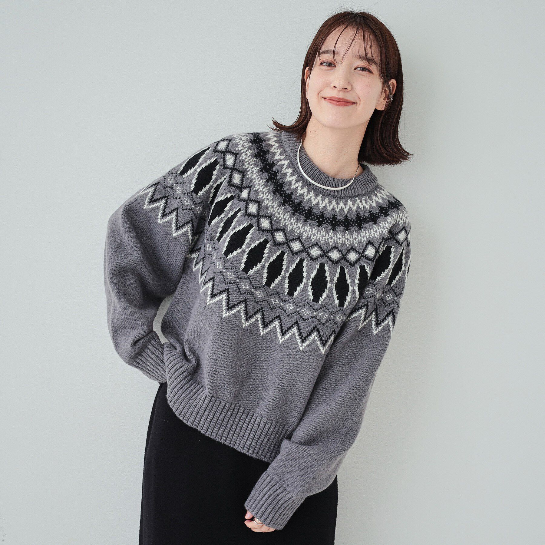 SHOO･LA･RUE「【S-LL】ゆるっと大人レトロなノスタルジック求心柄ニット」|ニット・セーター|グレー(412)