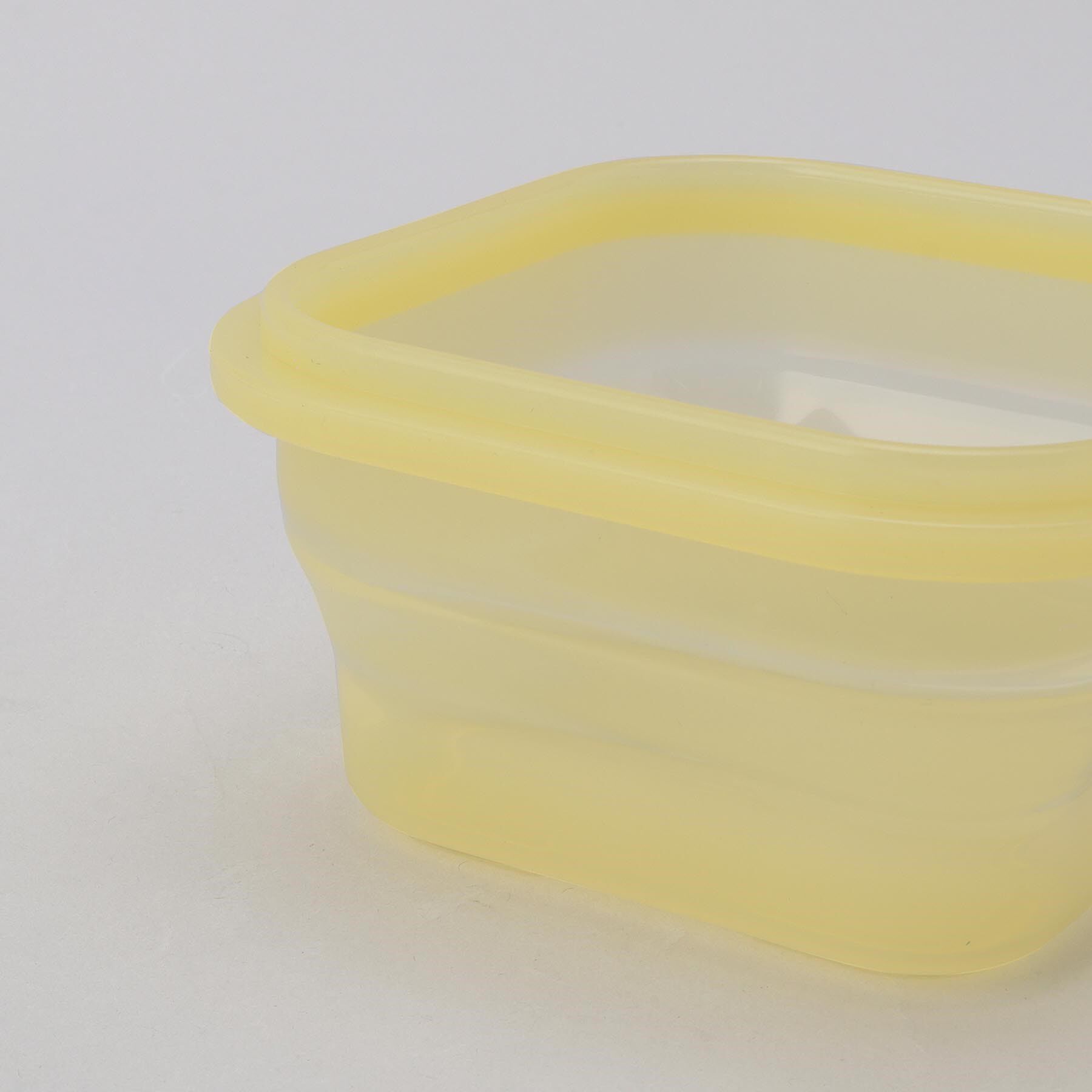 212 KITCHEN STORE「PUSH LOCK 600ml パステルオリーブ」|食器・キッチングッズ|