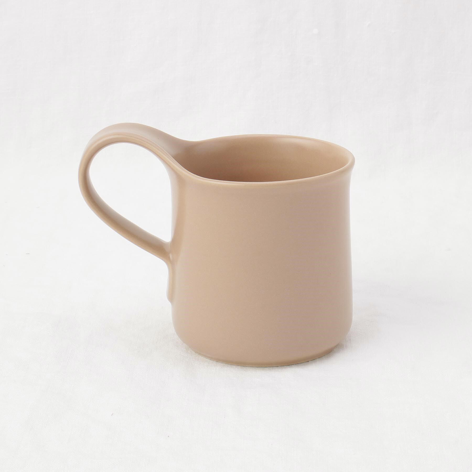 212 KITCHEN STORE「カフェマグラージ シルキーベージュ ＜ZEROJAPAN ゼロジャパン＞」|グラス・マグカップ|