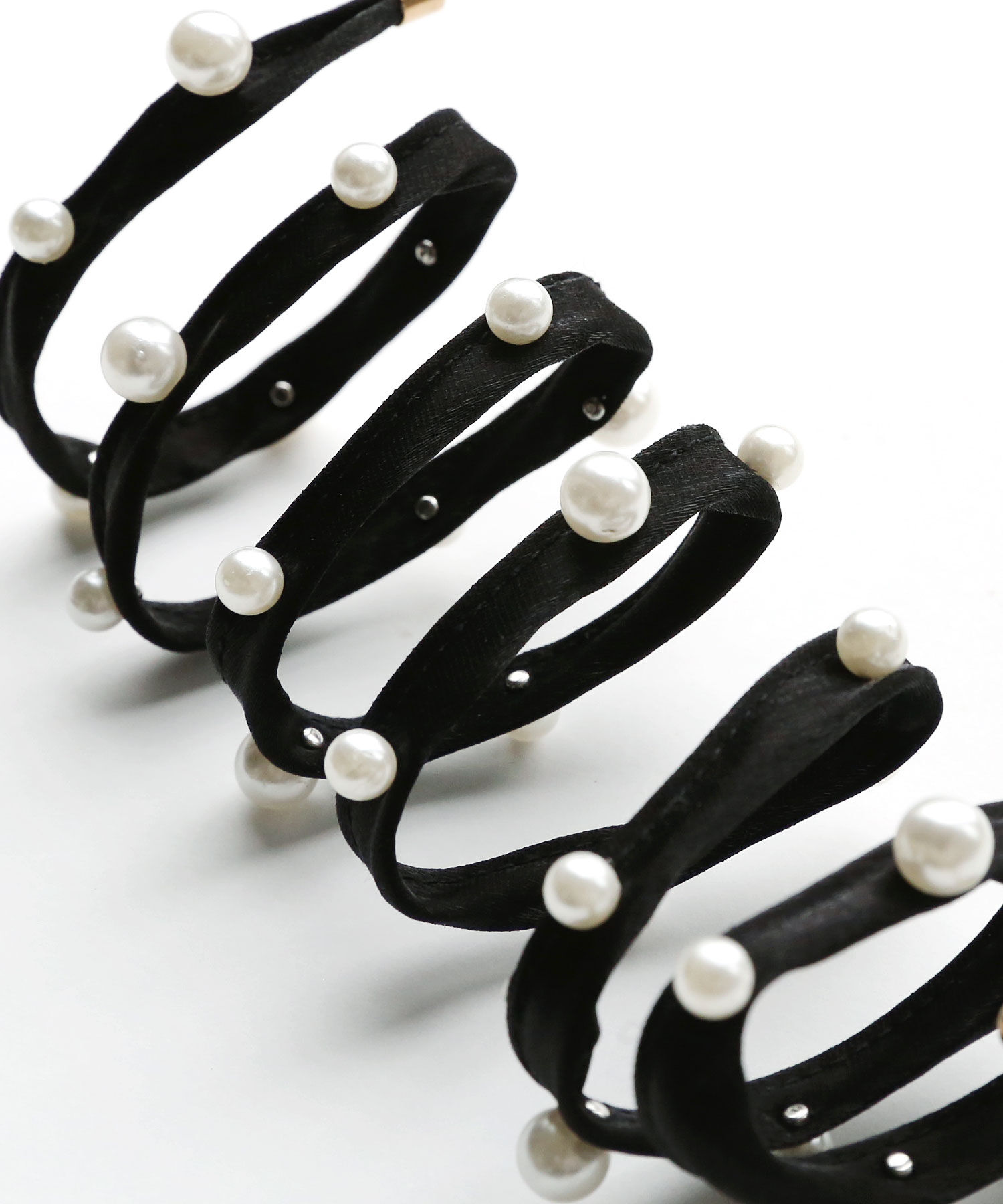  「サテン&times;パール ワイヤーリボンポニー」|ヘアゴム・シュシュ|