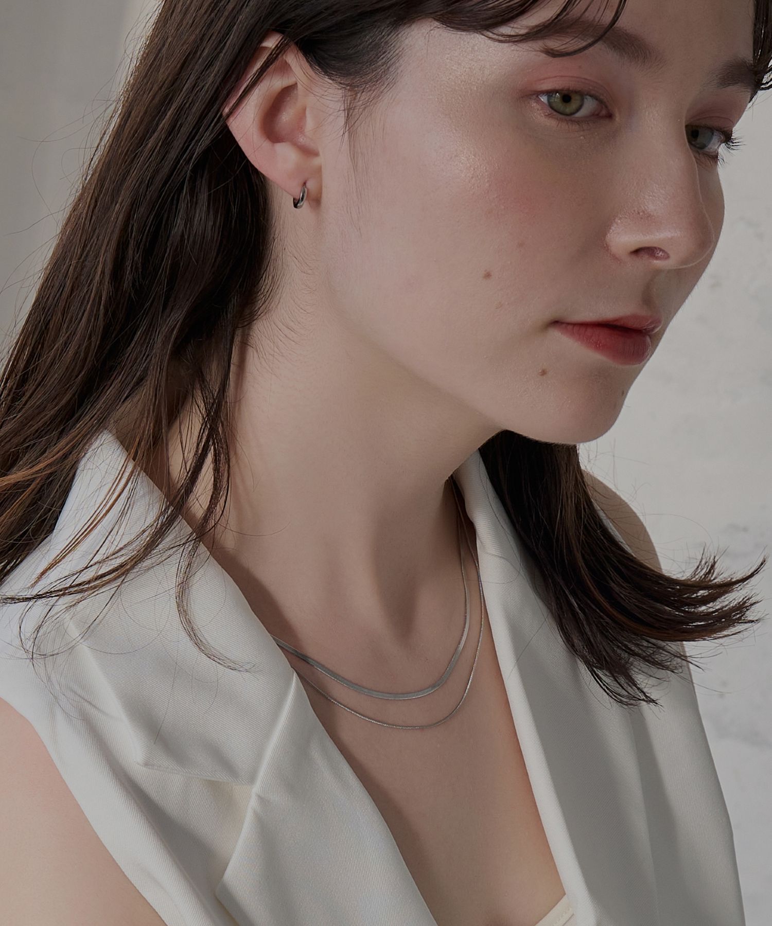 Phoebe「【金属アレルギー対応】ワンタッチメタルフープミニピアス　シルバー/サージカルステンレス」|ピアス|