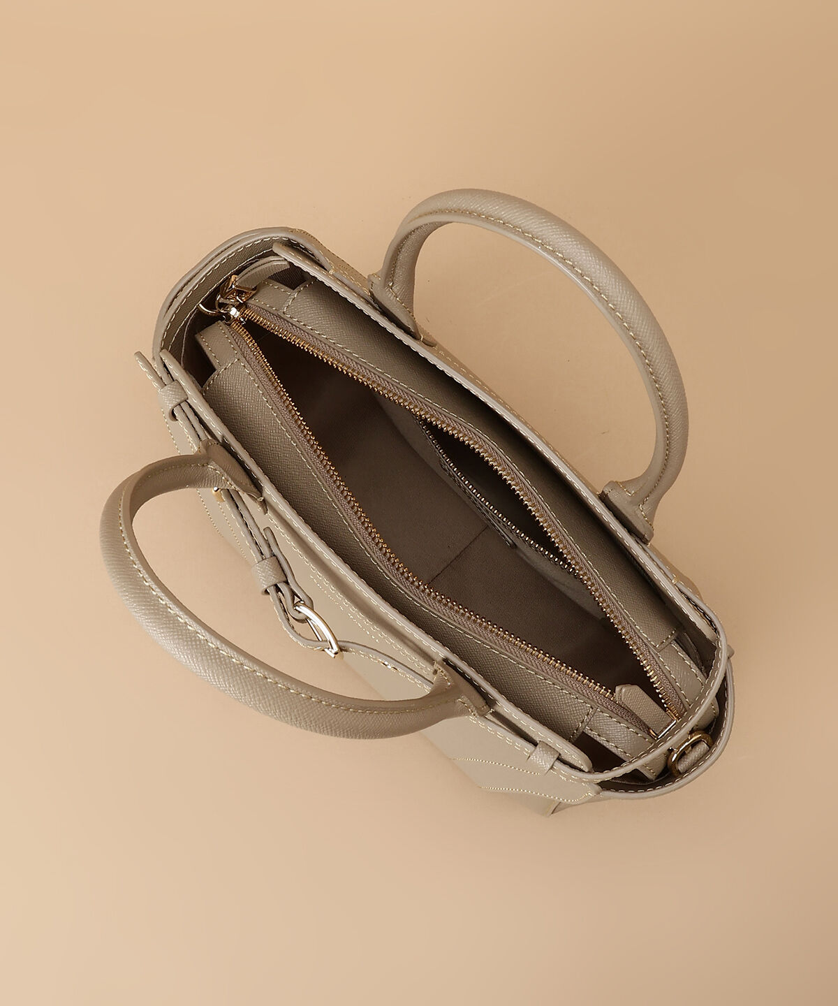 Samantha Thavasa「ベルトデザイン ハンドバッグ」|ハンドバッグ|