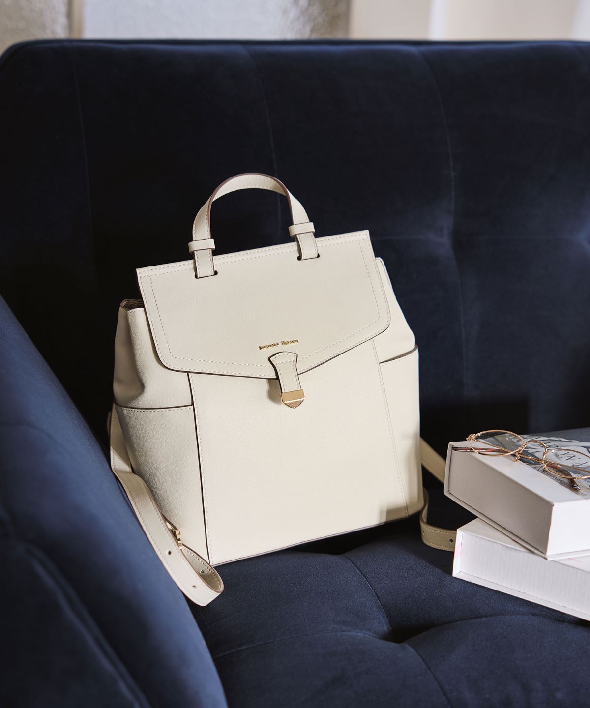 Samantha Thavasa「スタイリッシュ2wayバッグ」|リュック|