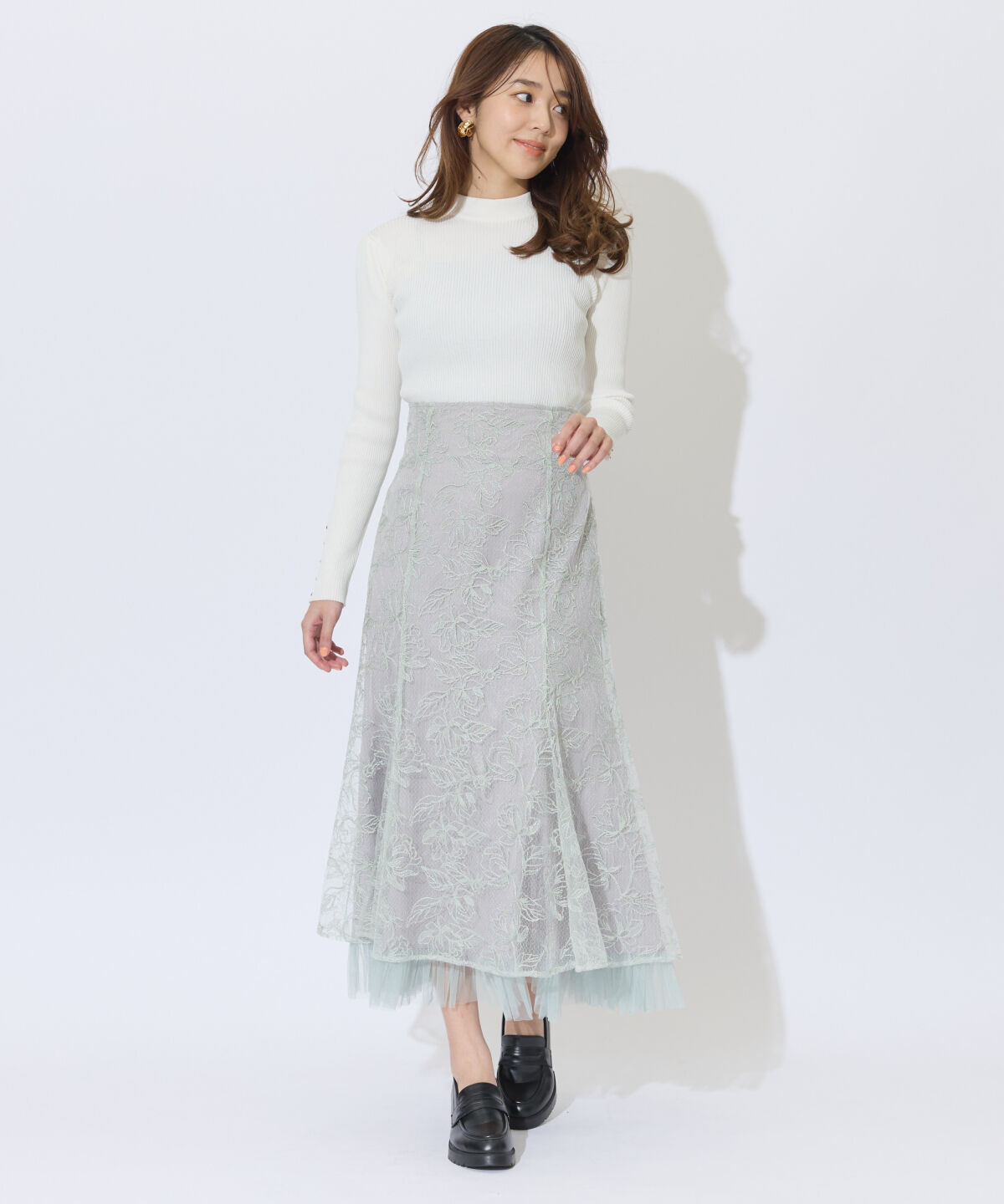アンドクチュール「チュールヘムフローラルスカート」|フレア|