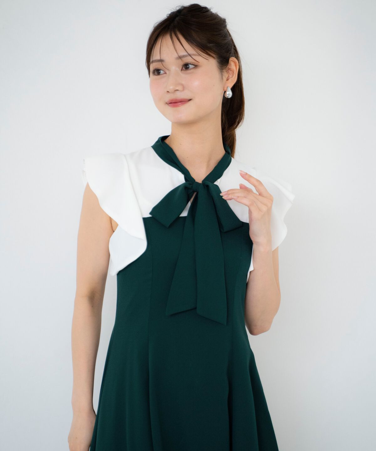 アンドクチュール「ラッフルノースリーブリボン襟ワンピース」|ワンピース|