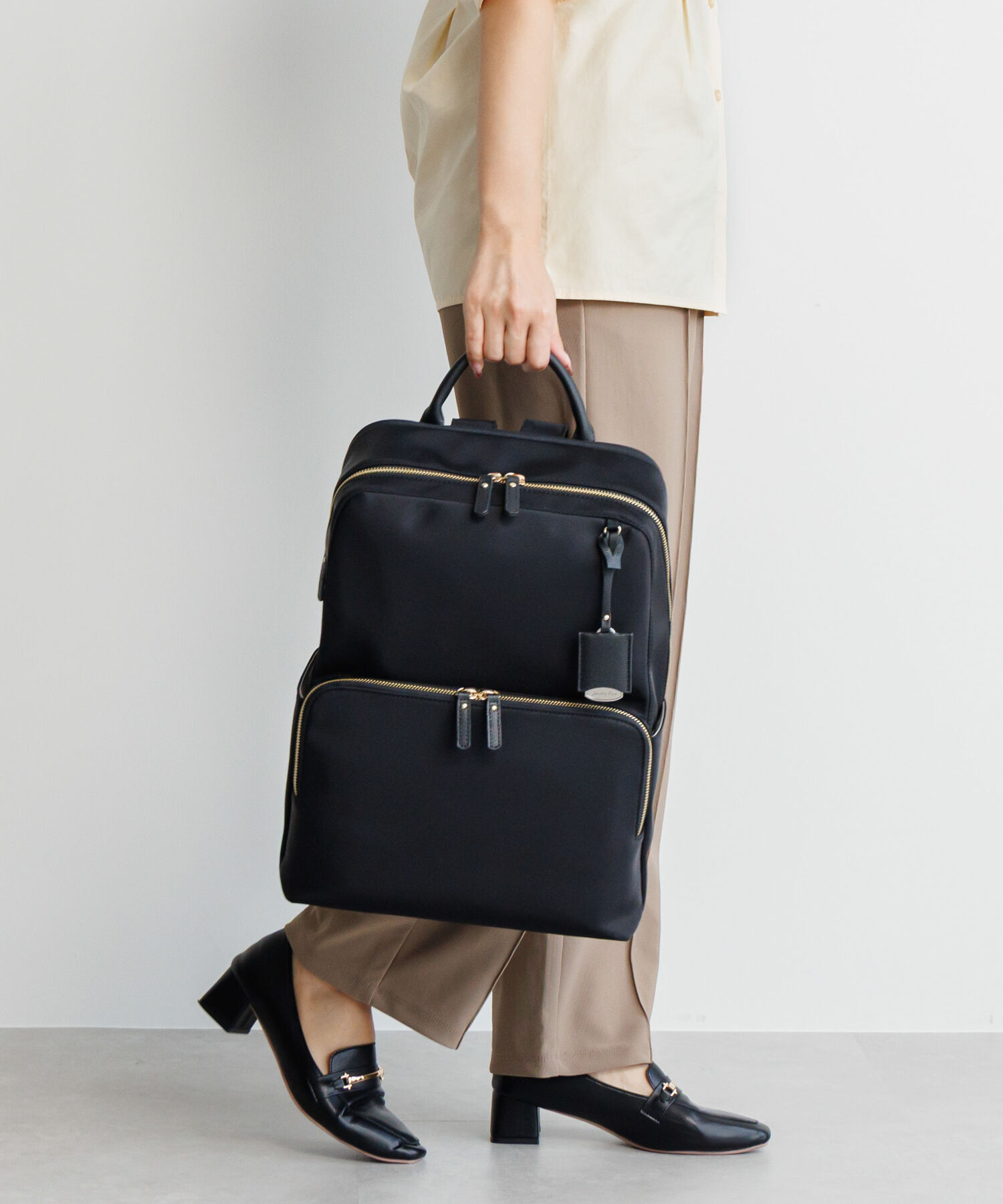 Jewelna Rose「Jewelna Rose フレイヤ・リュック2 エアリィ ゆったり2ルーム 16262」|リュック|