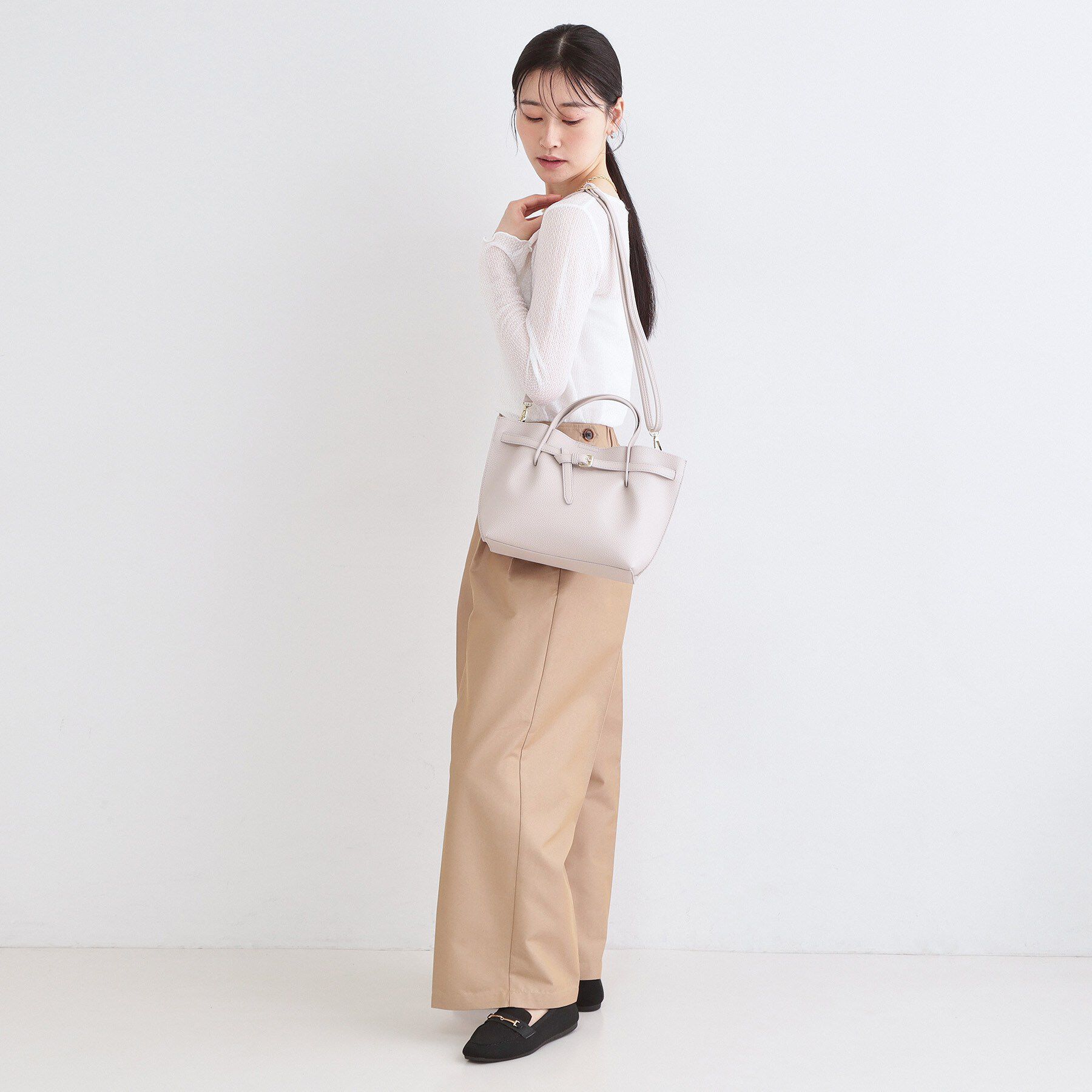 OPAQUE.CLIP「ベルトデザイン軽量シュリンク合皮ミドル」|トートバッグ|