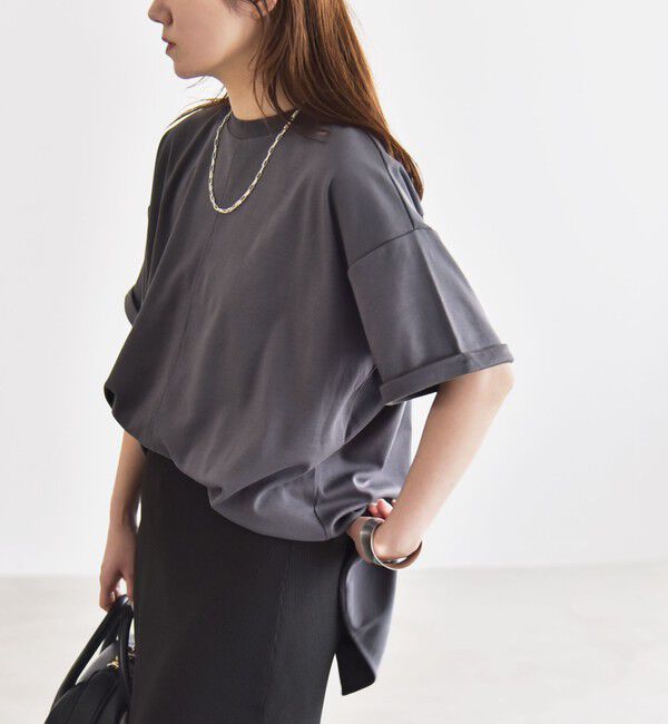 quaranciel「quaranciel:〈接触冷感/汗染み防止/洗濯機可能〉スリット ルーズ チュニック TEE」|Tシャツ・カットソー|