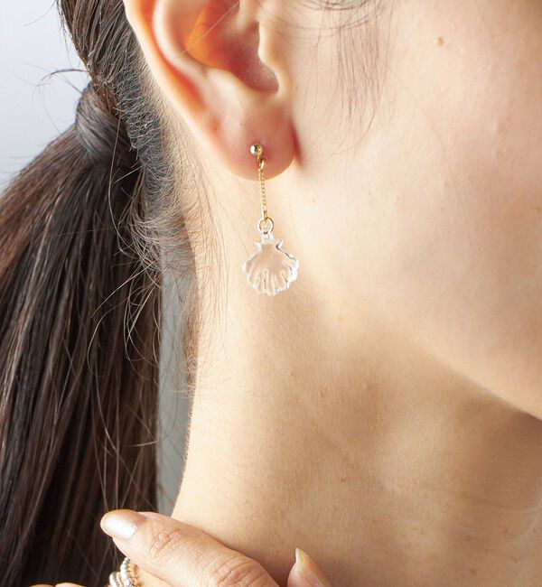 SHIPS for women「【SHIPS別注】HARIO:シェル モチーフ ピアス」|ピアス|