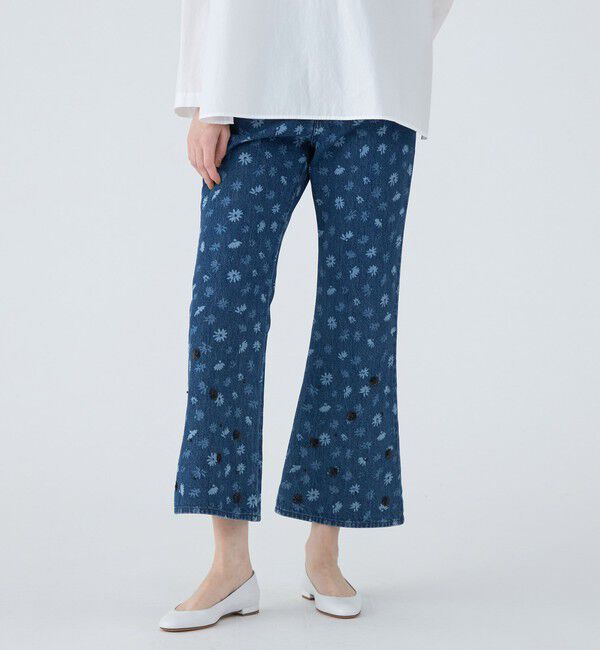 MACPHEE「フラワーレーザー プリントデニム フレアパンツ」|デニム|