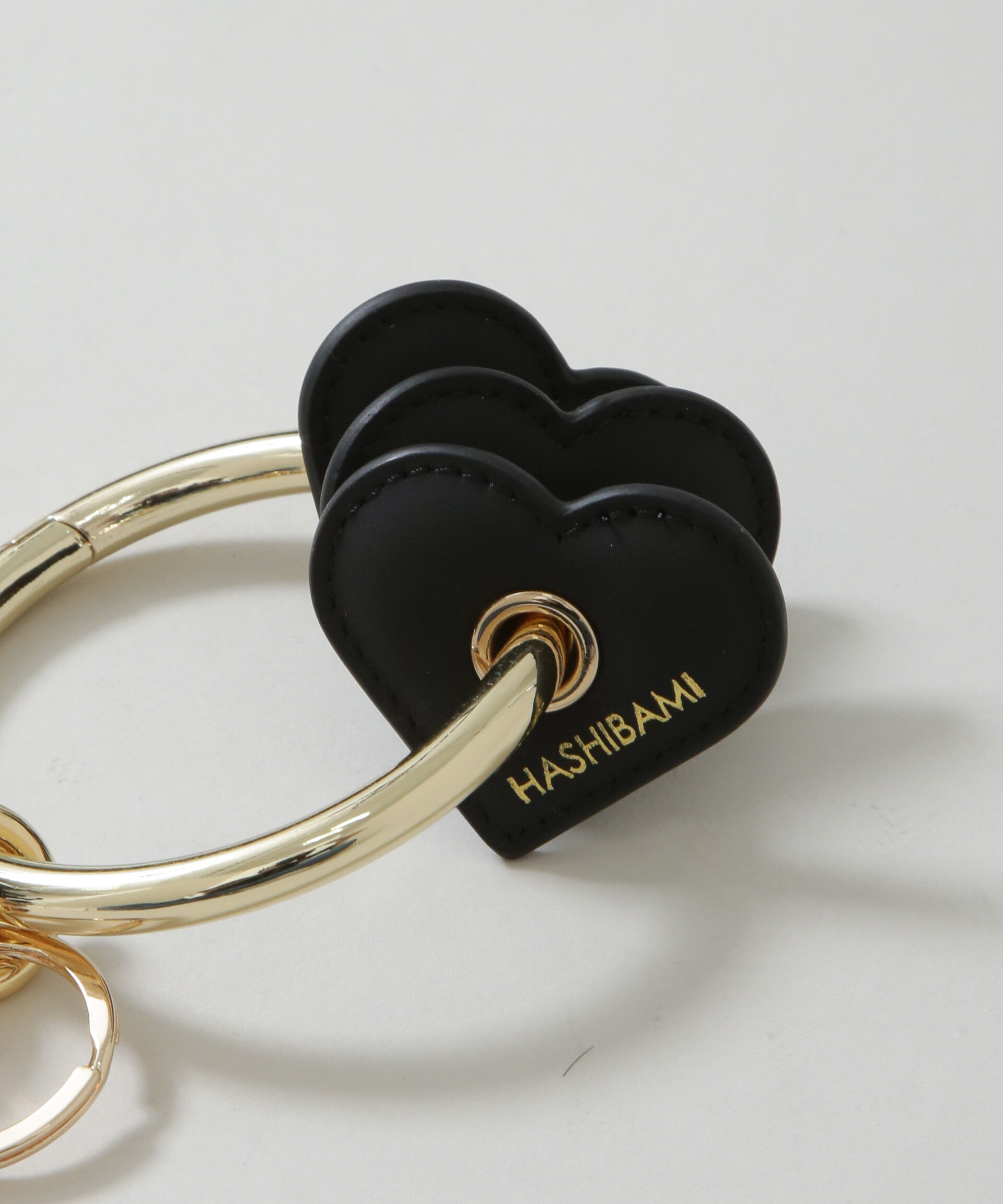 nano･universe「HASHIBAMI/ハートクッション スマホリング」|その他|