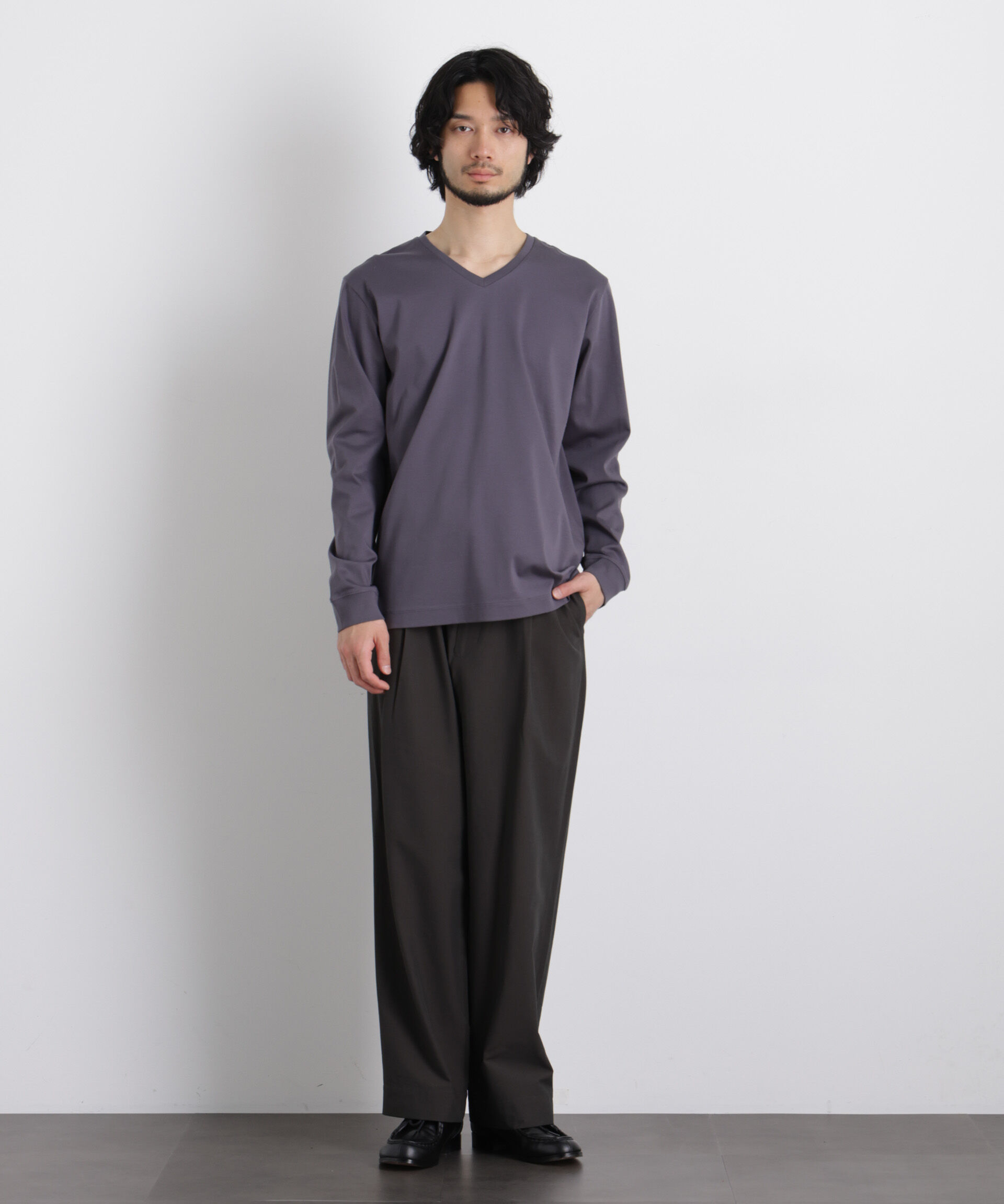 nano･universe「アンチスメルVネックTシャツ 長袖」|Tシャツ・カットソー|