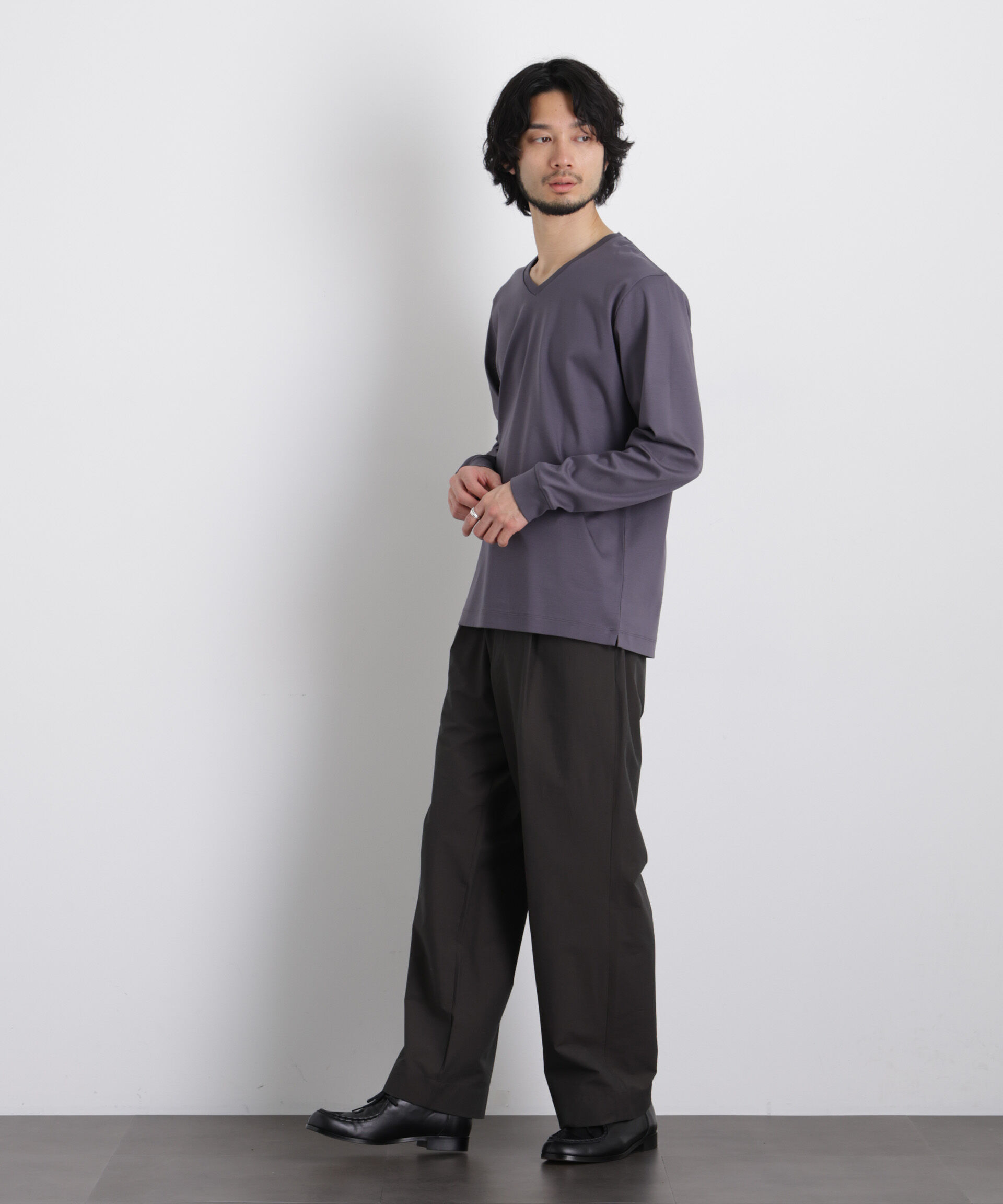 nano･universe「アンチスメルVネックTシャツ 長袖」|Tシャツ・カットソー|