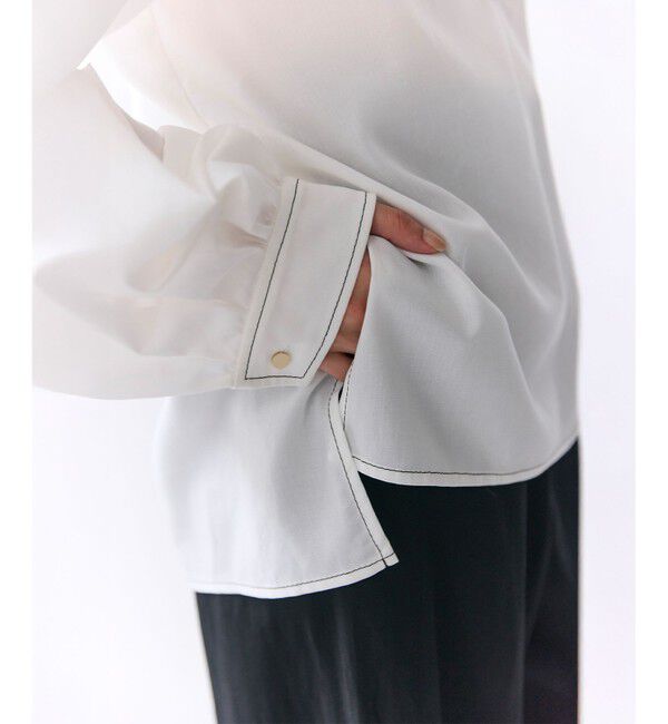 BEIGE,「AXI / 刺繍ステッチ ドルマンスタンドブラウス」|シャツ・ブラウス|