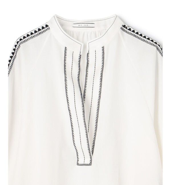 BEIGE,「AXI / 刺繍ステッチ ドルマンスタンドブラウス」|シャツ・ブラウス|