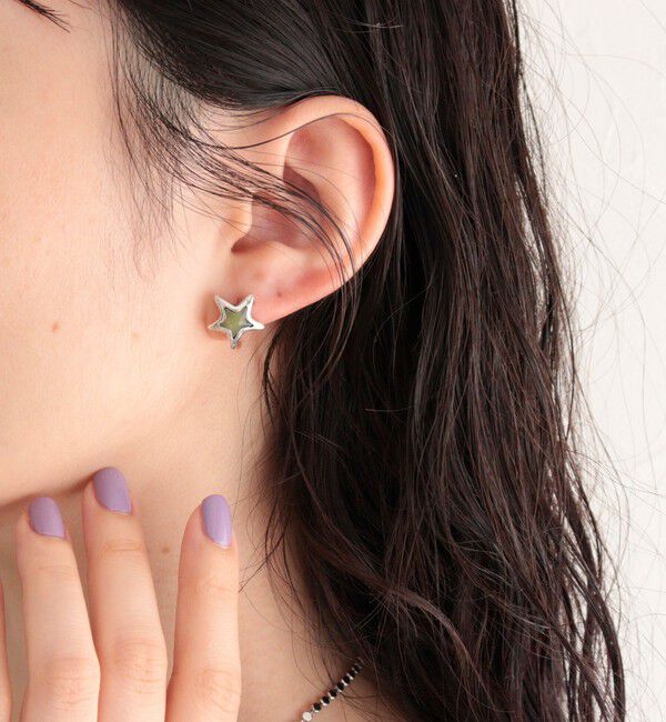 fredy emue「カラースターアンティーク調ピアス」|ピアス|オリーブ