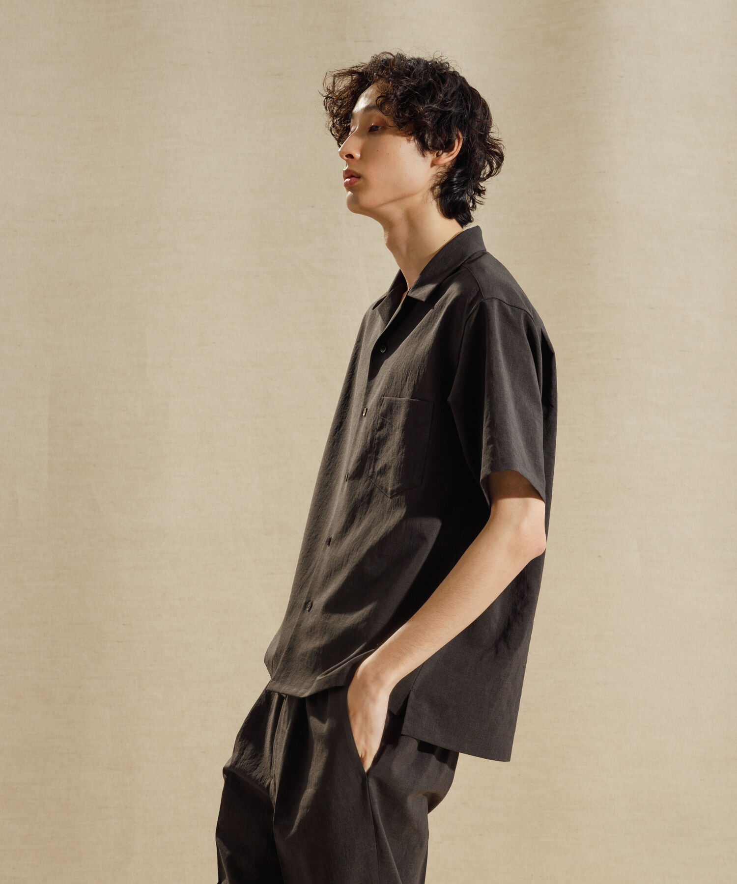 ADAM ET ROPE'「オープンカラーシャツ＆イージーパンツ セットアップ/イージーケア/吸水速乾」|スーツ|