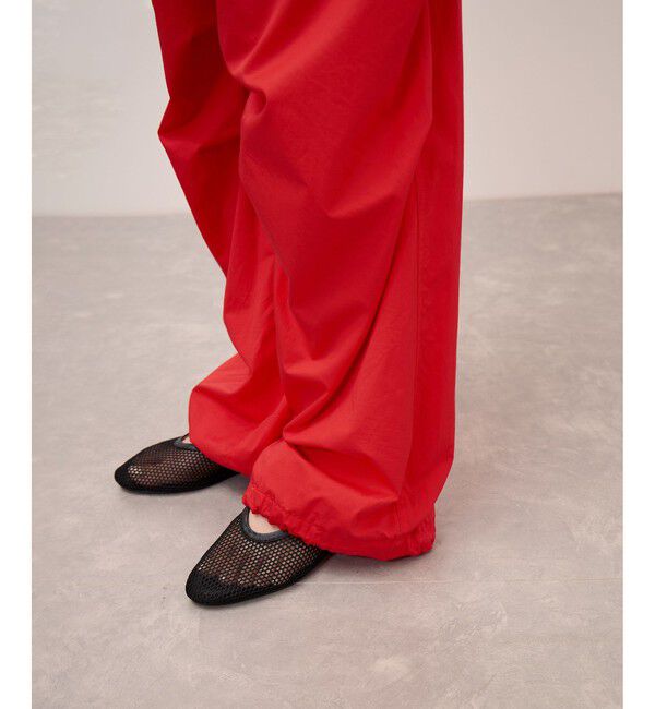 ADAM ET ROPE'「コットンパラシュートパンツ」|チノ|