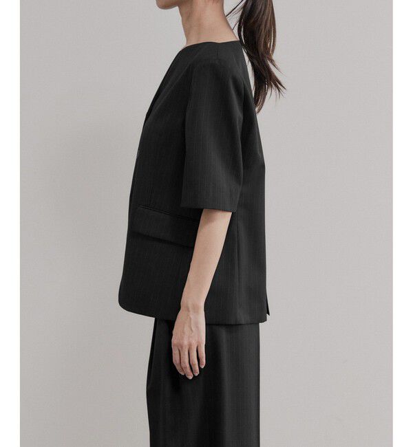 ADAM ET ROPE'「【EMOELLE】スリットネックハーフスリーブジャケット」|ノーカラージャケット|