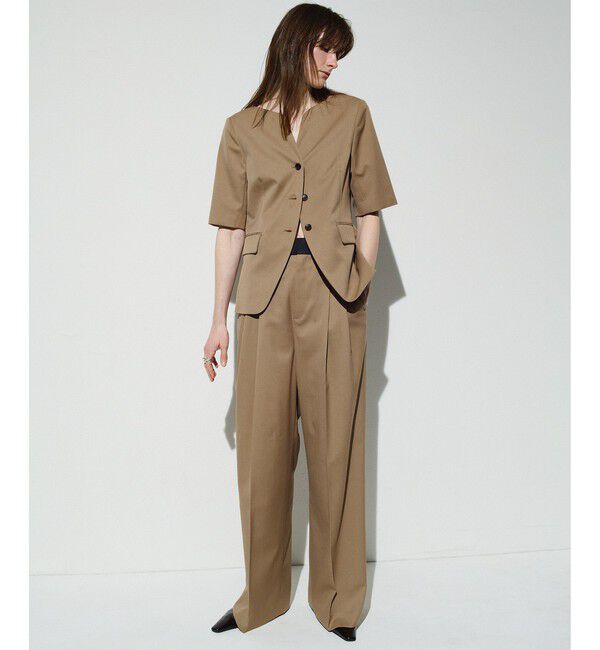 ADAM ET ROPE'「【EMOELLE】スリットネックハーフスリーブジャケット」|ノーカラージャケット|