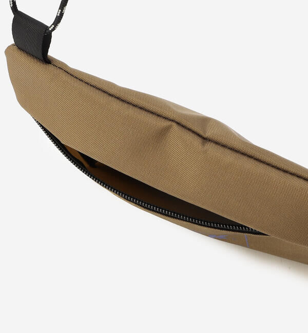  「神戸ザック | 〈別注〉IMOCK サコッシュ BEIGE UNISEX」|ショルダー・メッセンジャー|