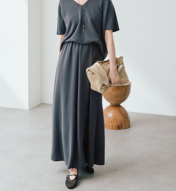  「予約【セットアップ着用可能/接触冷感機能付き】ドレーピーカットバイヤススカート」|スカート|