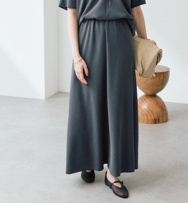  「予約【セットアップ着用可能/接触冷感機能付き】ドレーピーカットバイヤススカート」|スカート|