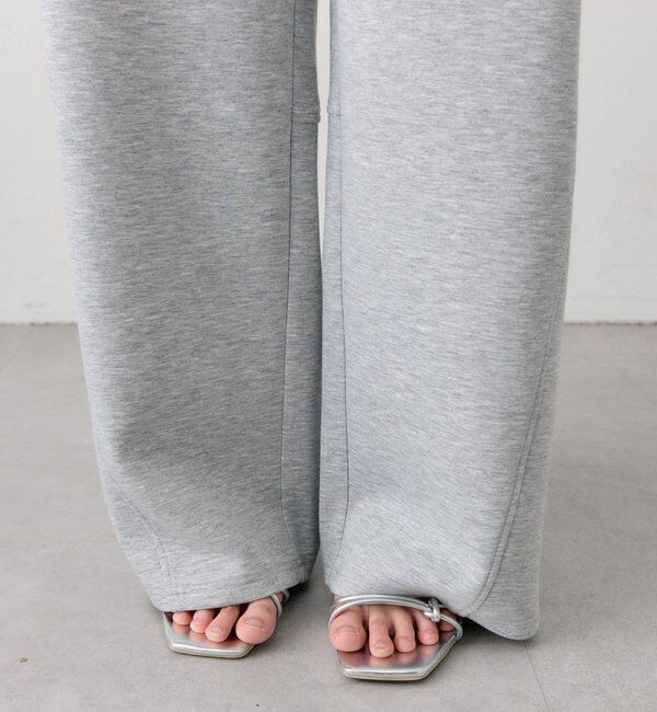  「タックカーブスウェットパンツ」|チノ|