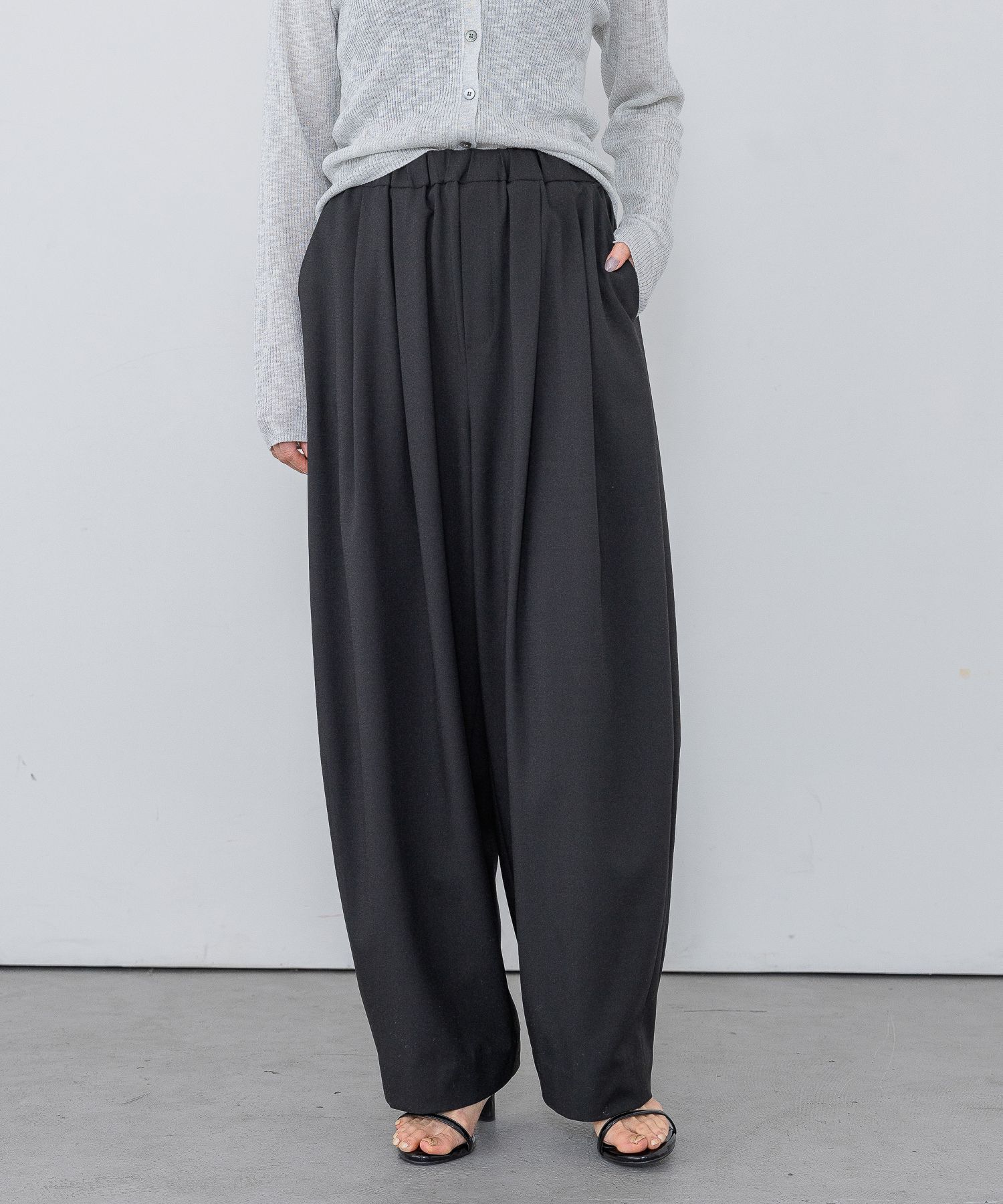 A part by 「スラックスコクーンパンツ」|チノ|