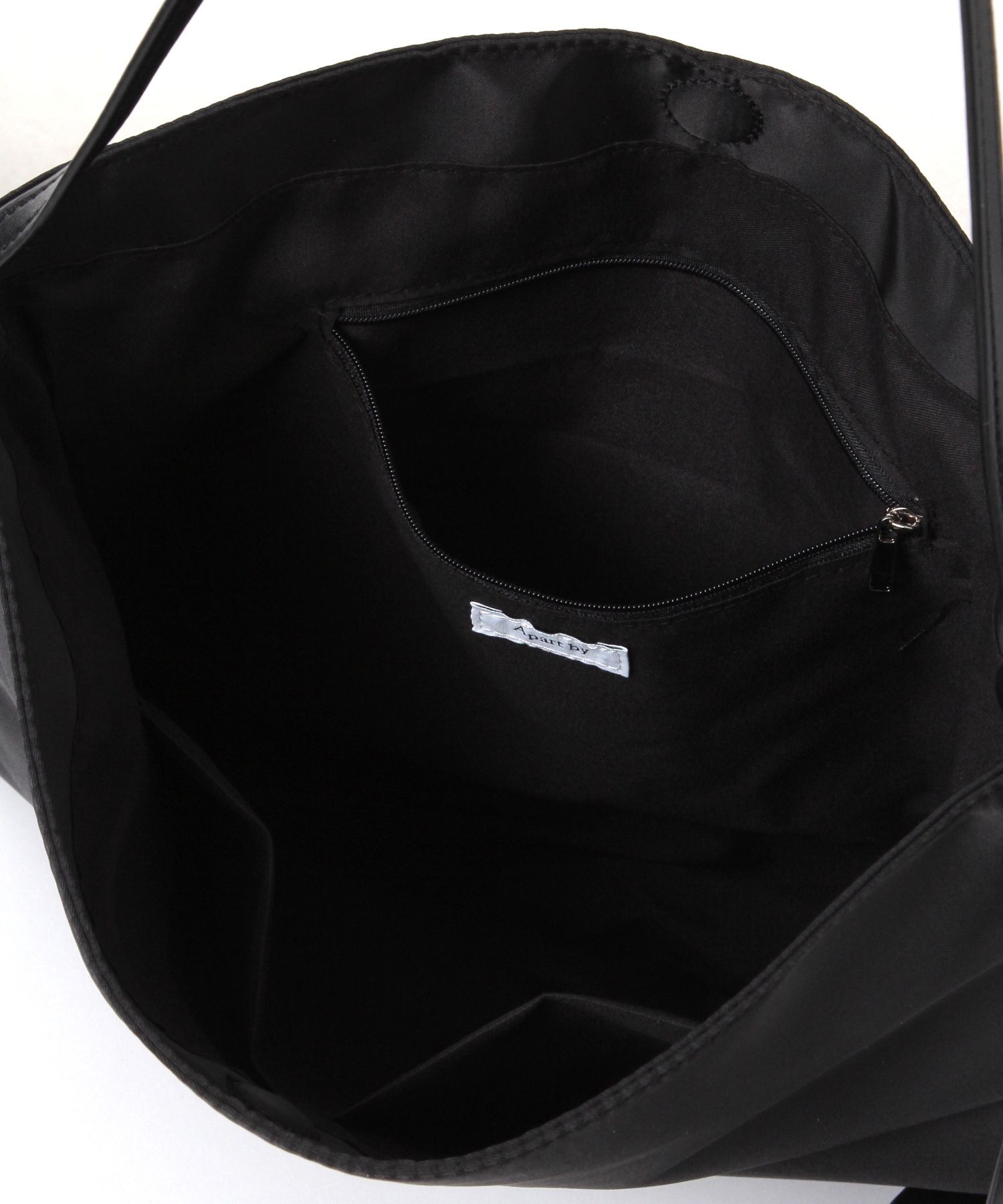 A part by 「ポーチツキナイロンショルダー」|トートバッグ|