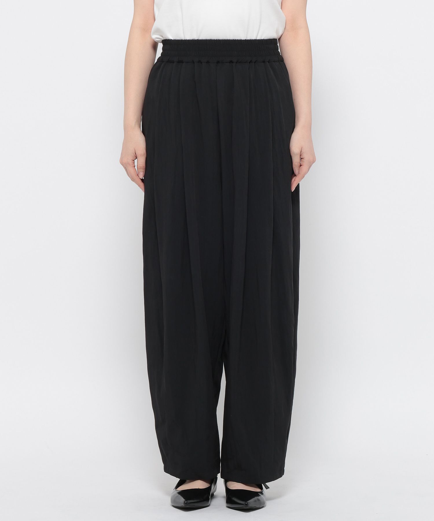 LOWRYS FARM「フィブリルイージーコクーンパンツ」|チノ|