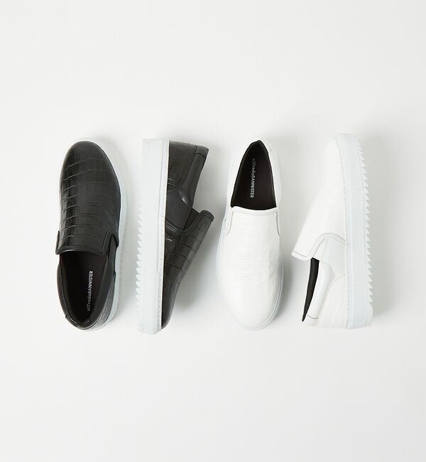 alfredoBANNISTER「【Margome sole】シャークソール クロコダイル柄 レザー スニーカー」|スニーカー|