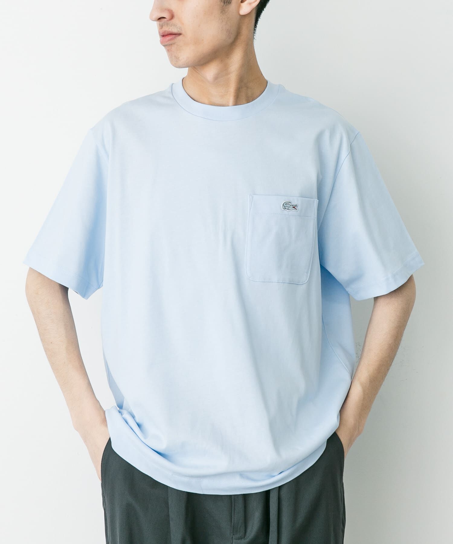 URBAN RESEARCH DOORS「LACOSTE　アウトラインクロックポケットTシャツ」|Tシャツ・カットソー|ライトブルー