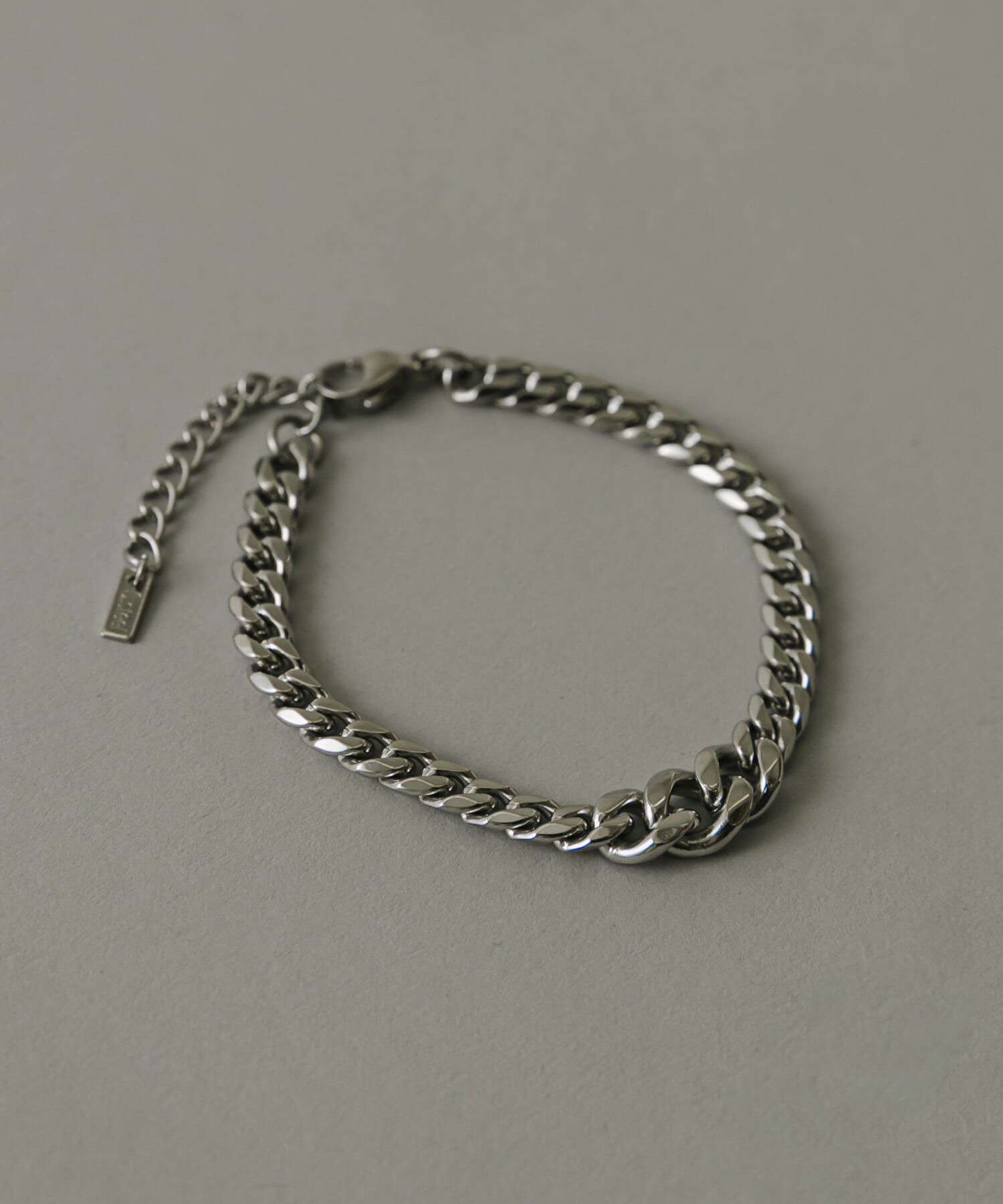 SMELLY「ステンレスチェーンブレスレット」|ブレスレット・バングル|