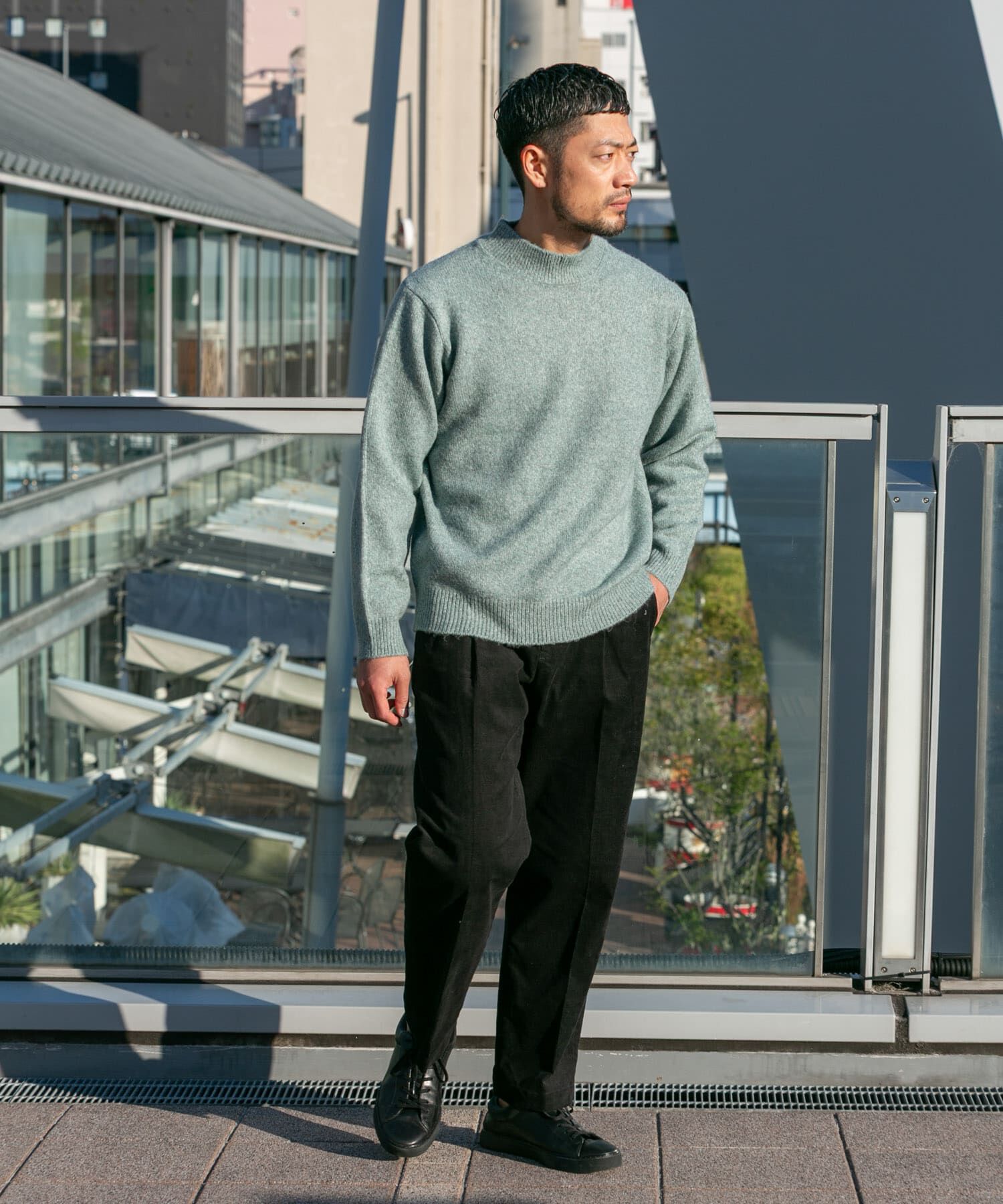 URBAN RESEARCH ROSSO「エアリーモックネックニット」|ニット・セーター|