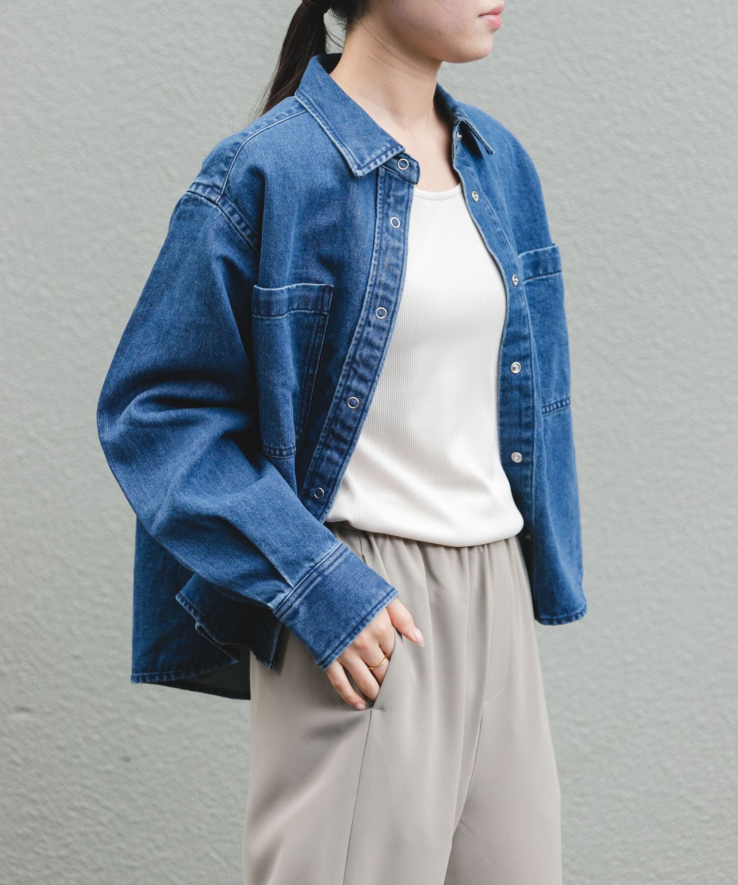 URBAN RESEARCH DOORS「FORK&SPOON　ペーパーブレンドデニムシャツ」|シャツ・ブラウス|