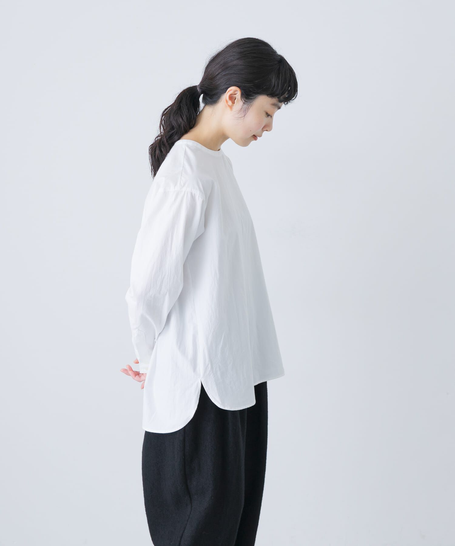 かぐれ「コットンクルーネックプルオーバーシャツ」|シャツ・ブラウス|