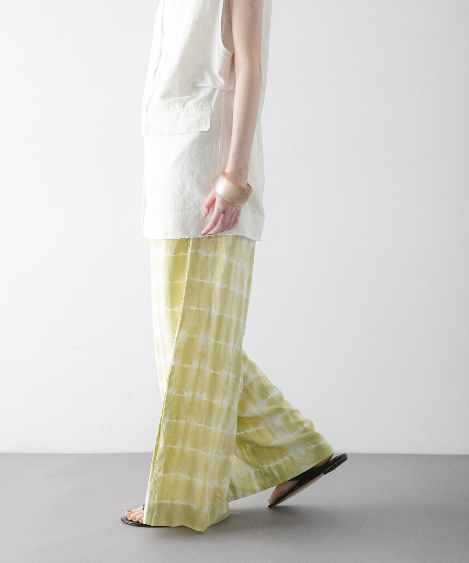 URBAN RESEARCH「『一部別注カラー』LUSANA　CICI PANTS」|その他|