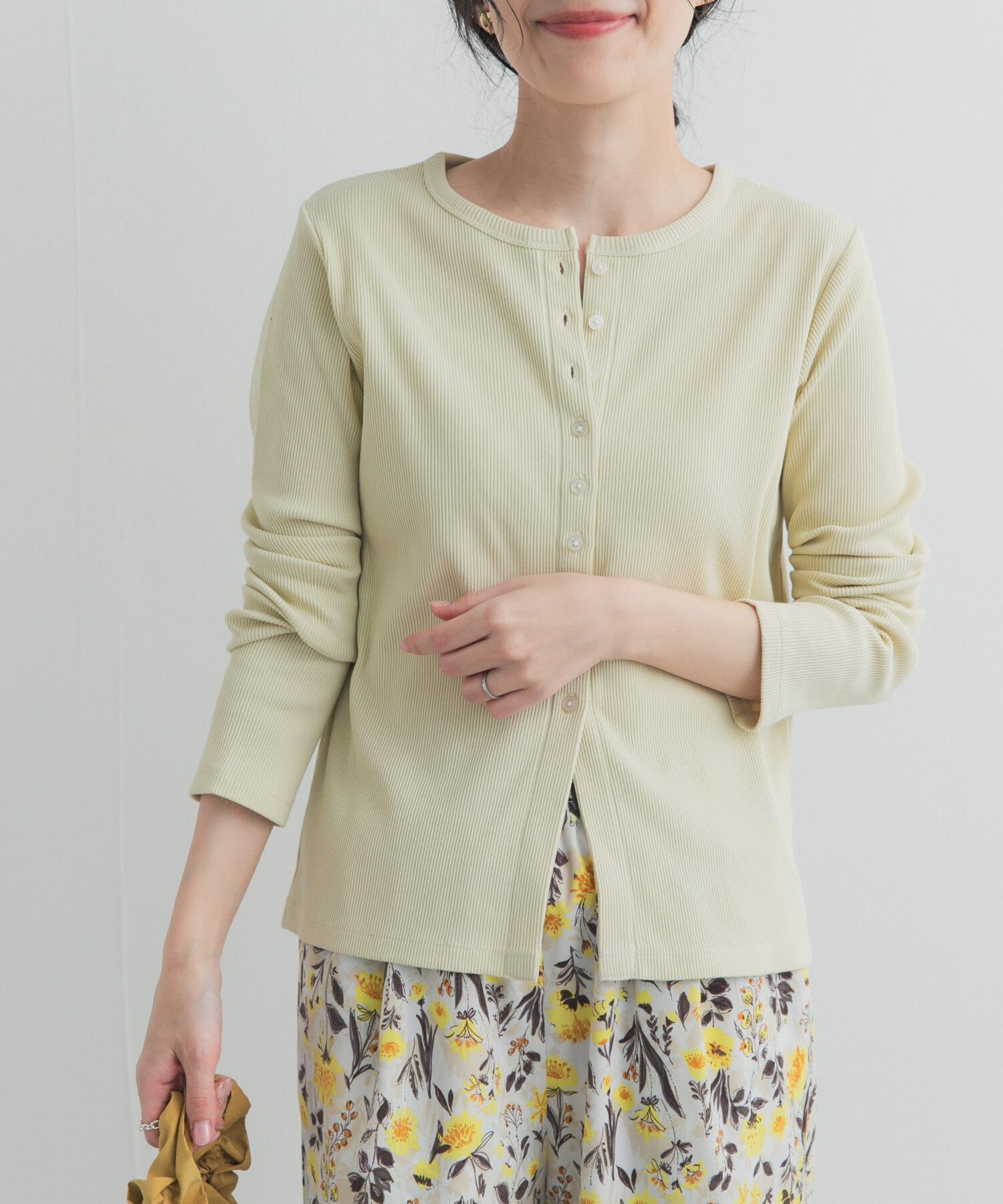 URBAN RESEARCH DOORS「リブボタンカットカーディガン」|カーディガン|イエロー系その他