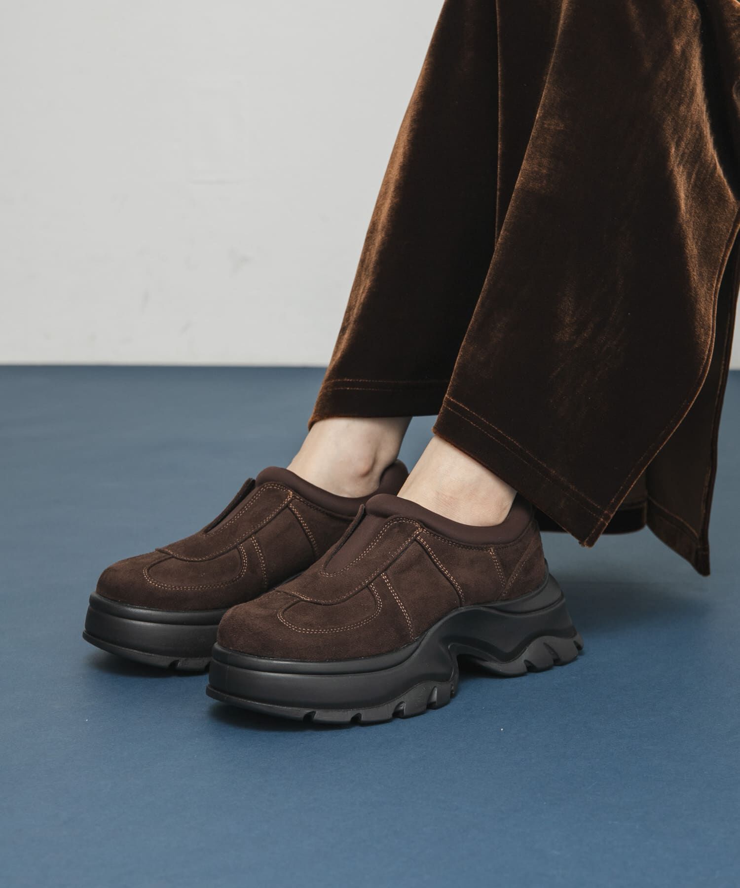  「ステッチデザインスリッポン」|スニーカー|ブラウン