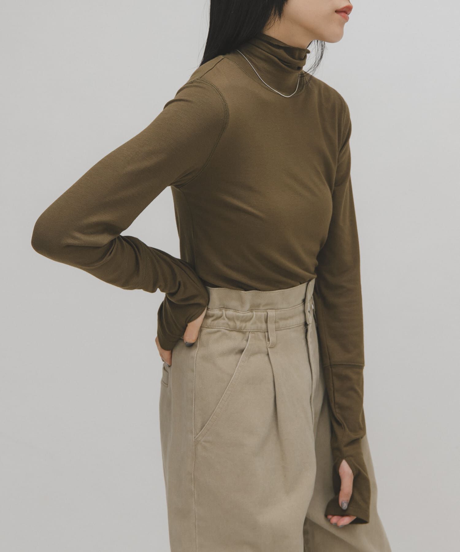  「illi　タートルベーシックカットソー」|Tシャツ・カットソー|