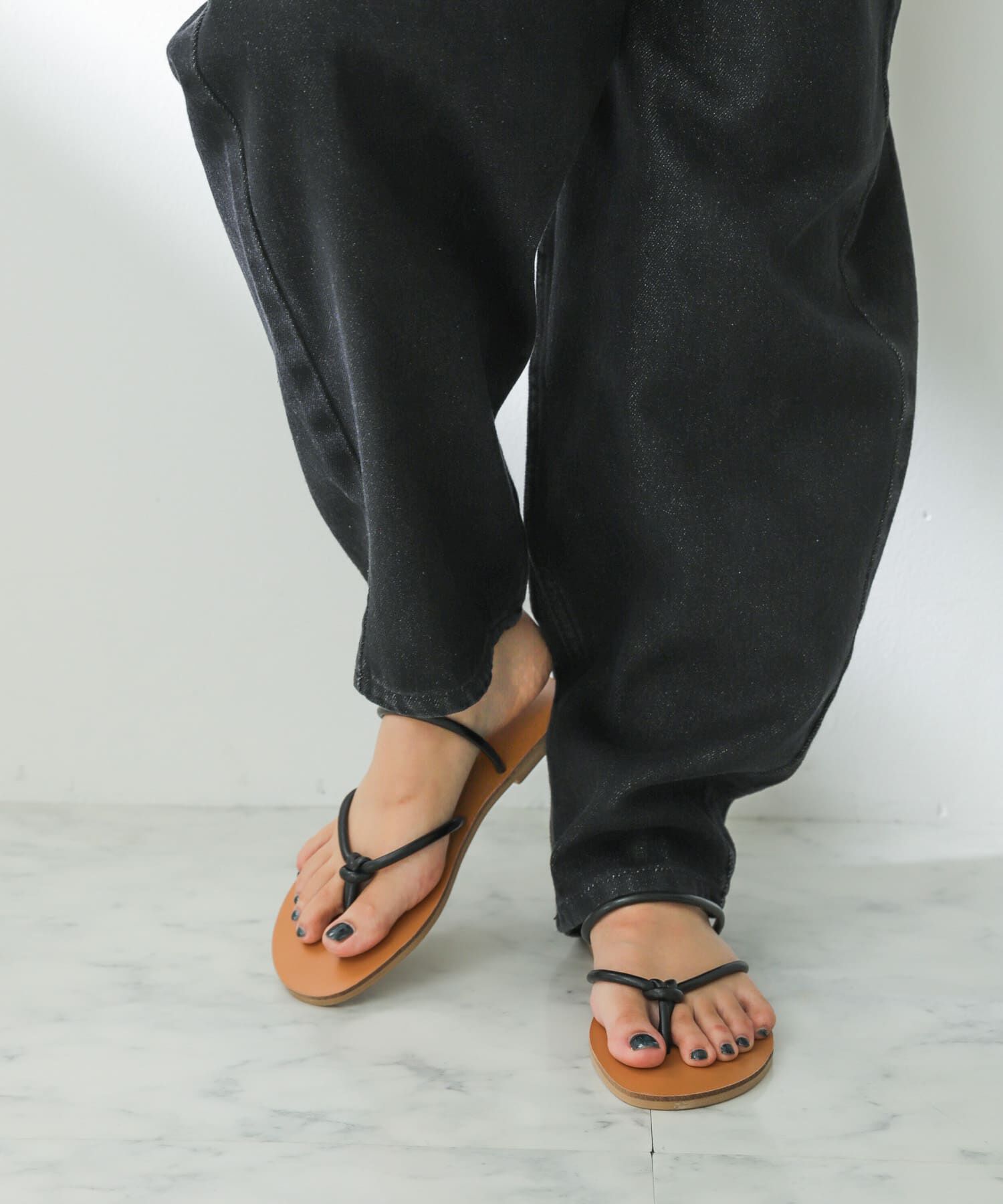 SENSE OF PLACE by URBAN RESEARCH「コードトングフラットサンダル」|サンダル|ブラック